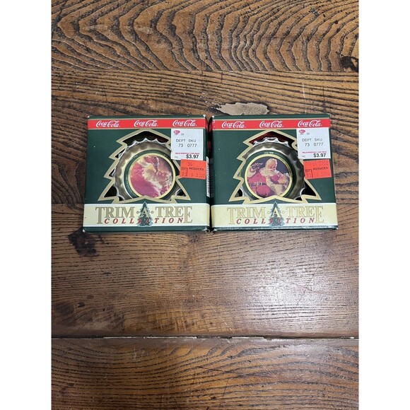 Set Of 2 Coca-Cola Trim a Tree Collection - Santa Claus Bottle Cap Ornament VTG - Picture 1 of 8